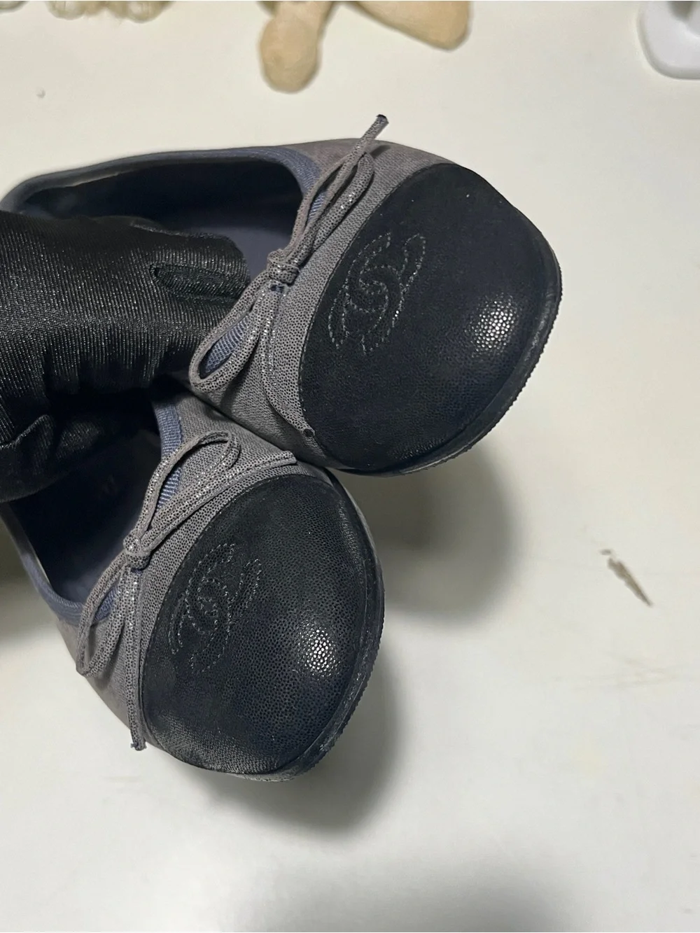 CHANEL Grey Suede Ballet Flats with Black Leather Cap-Toe